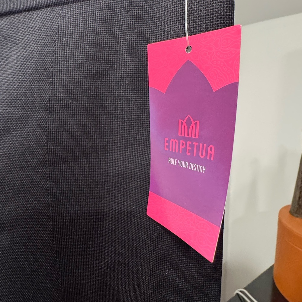 Empetua Women's Black High-Waisted Shaping Leggings - Picture 3 of 12